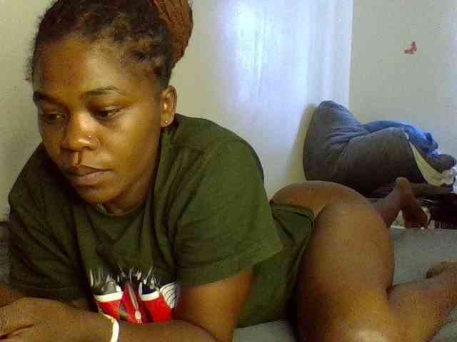 QueenJacky webcam