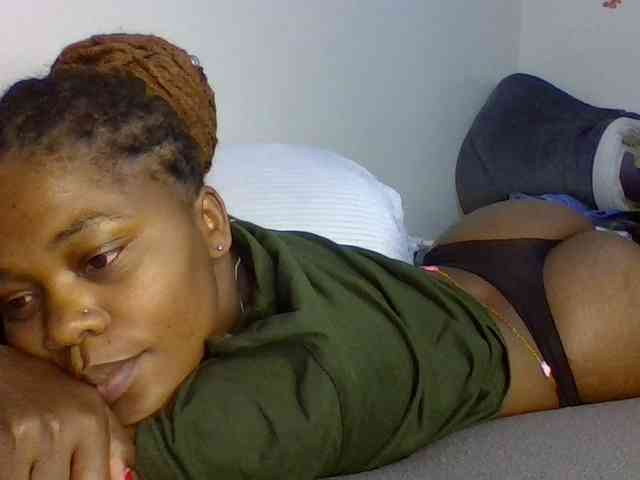 QueenJacky webcam