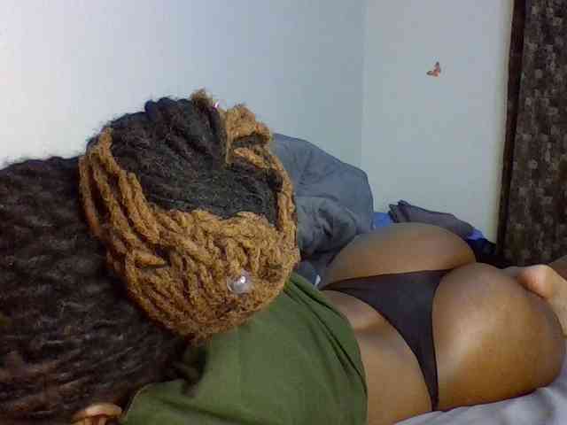 QueenJacky webcam