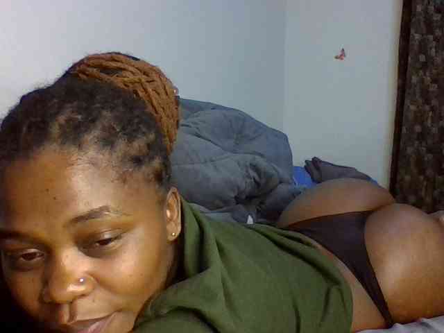 QueenJacky webcam