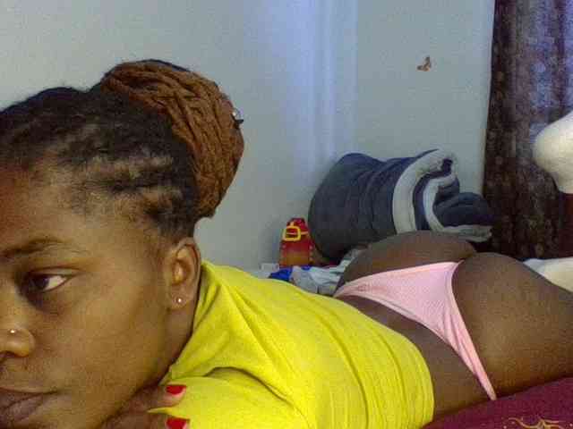 QueenJacky webcam