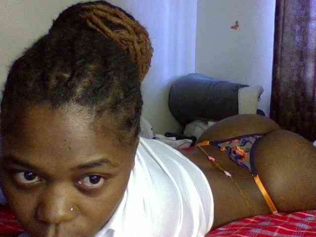 QueenJacky webcam