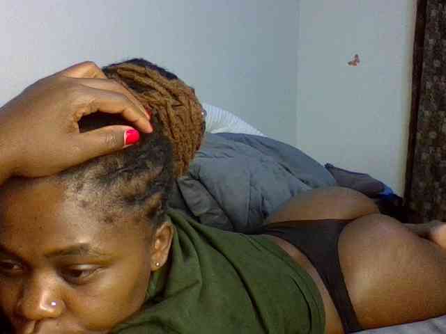 QueenJacky webcam