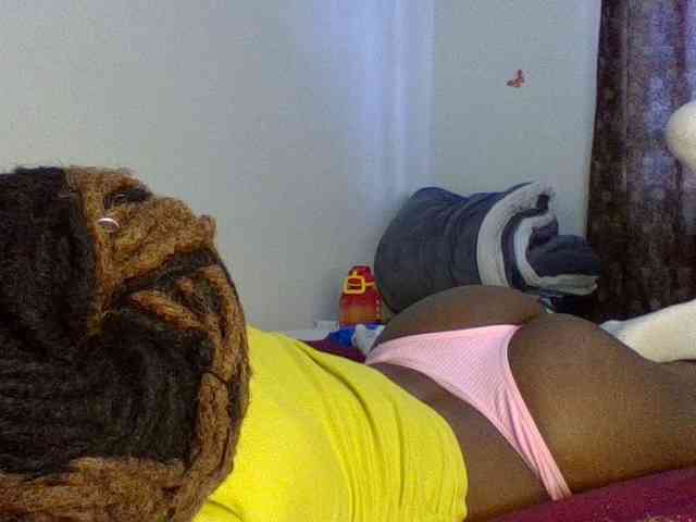 QueenJacky webcam