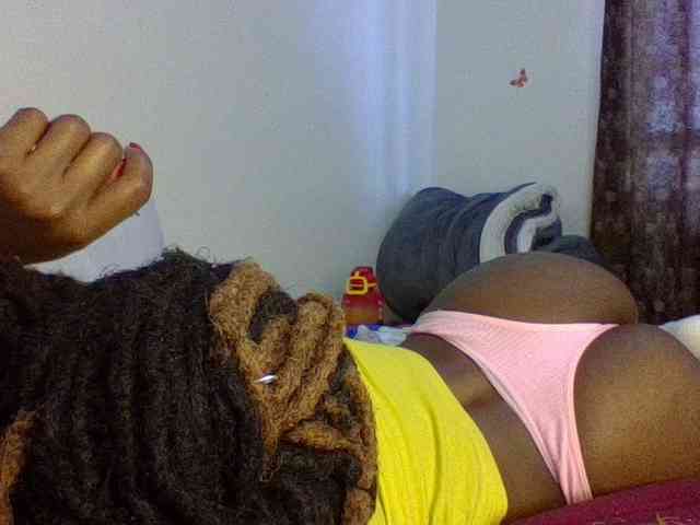QueenJacky webcam