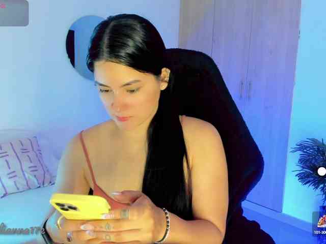 julianna17 webcam