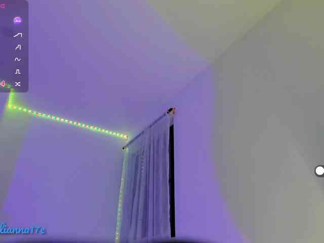 julianna17 webcam