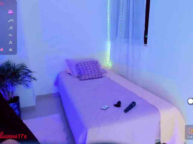 julianna17 webcam