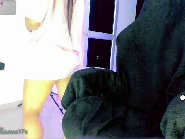 julianna17 webcam