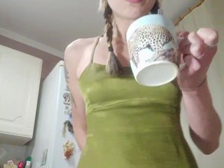MilkyGirl Porn Show