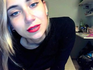 MilkyGirl Porn Show