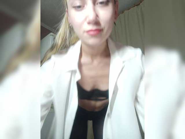 SurfinBird from BongaCams