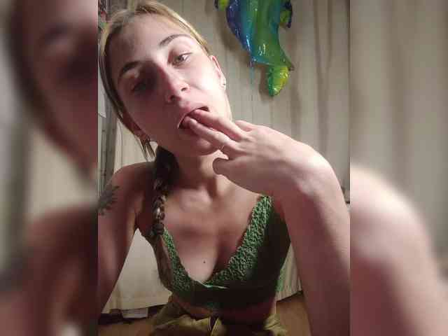 online live sex show SurfinBird