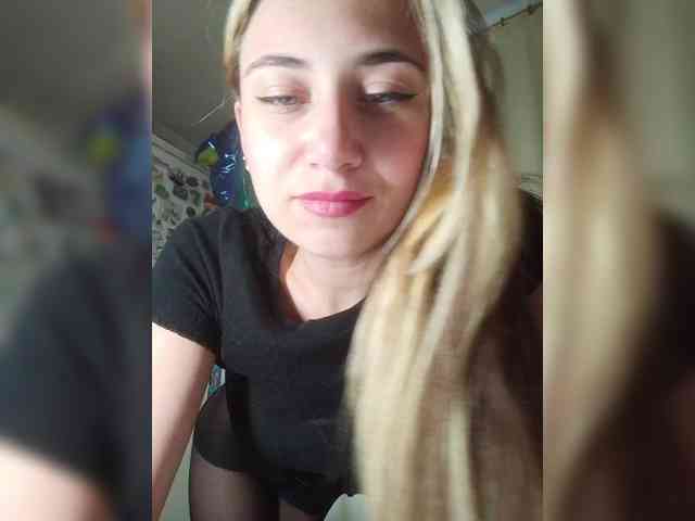 MilkyGirl webcam