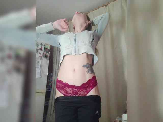 MilkyGirl webcam