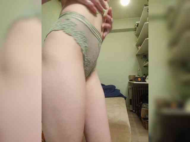 MilkyGirl webcam