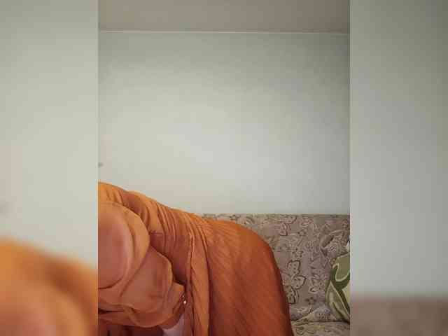 MilkyGirl webcam