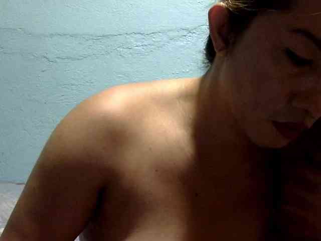WildCumer025 Live Webcam on BongaCams
