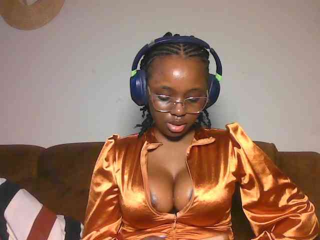ChocoCaramel webcam