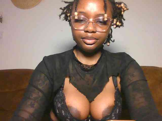 ChocoCaramel webcam
