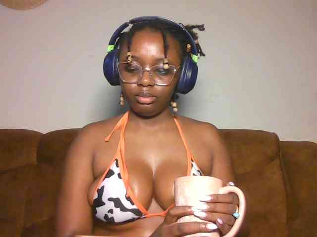 ChocoCaramel webcam
