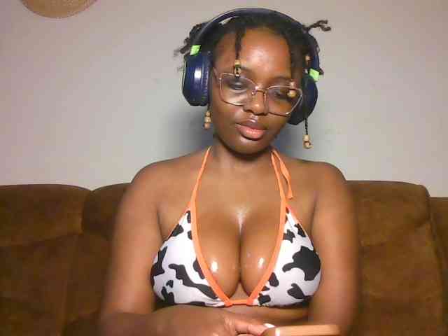 ChocoCaramel webcam