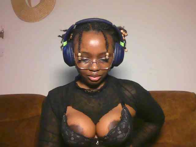 ChocoCaramel webcam