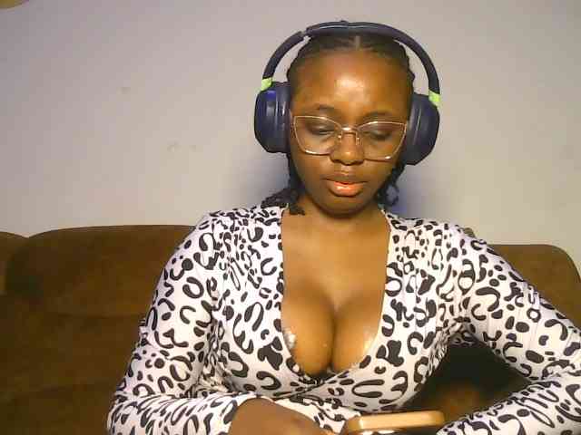 ChocoCaramel webcam