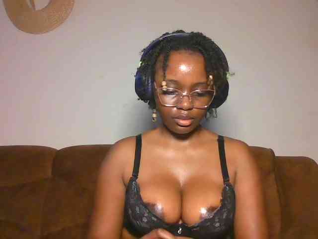 ChocoCaramel webcam