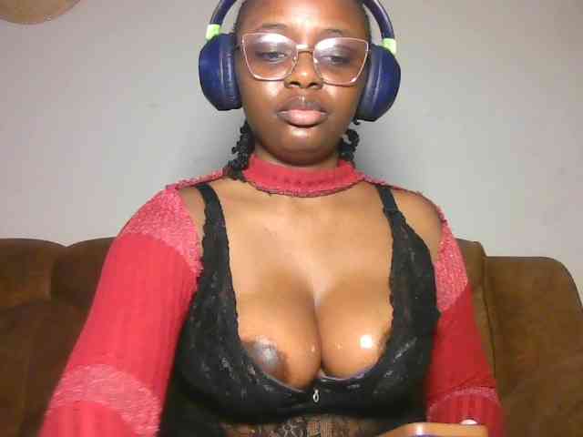 naked chat ChocoCaramel
