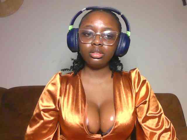 ChocoCaramel webcam