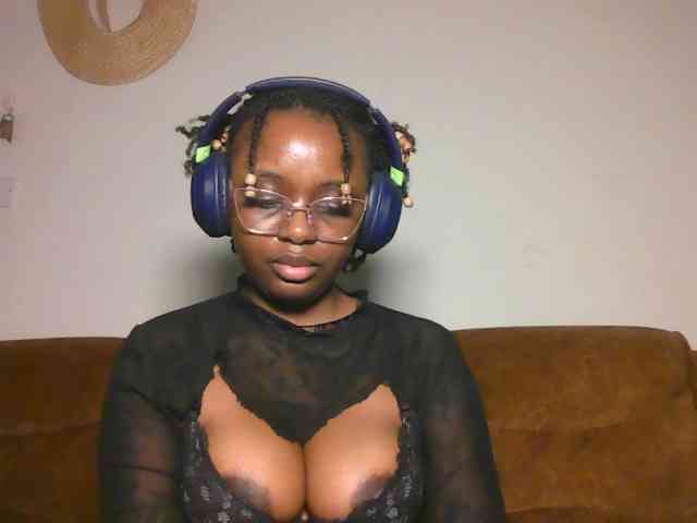 ChocoCaramel webcam