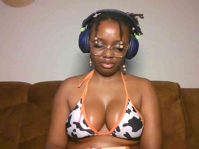 ChocoCaramel webcam