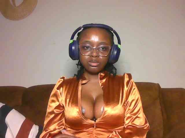 ChocoCaramel webcam