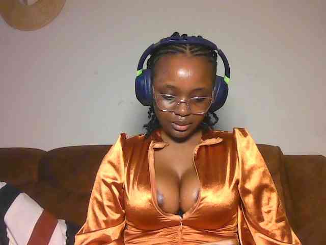 ChocoCaramel webcam