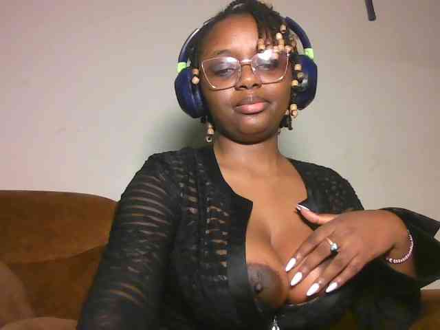 ChocoCaramel webcam