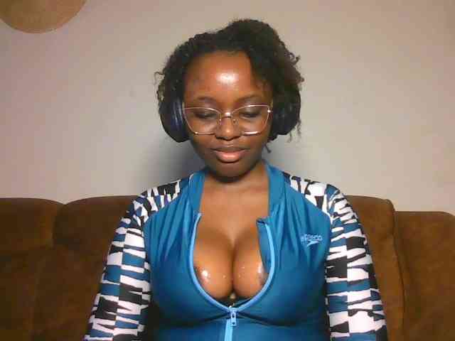 ChocoCaramel webcam