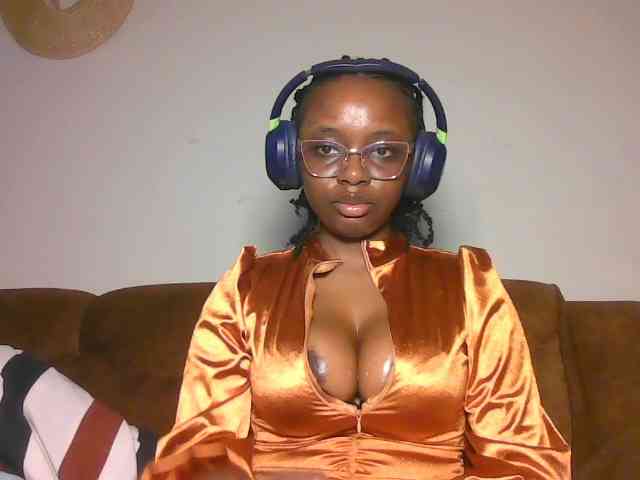 ChocoCaramel webcam