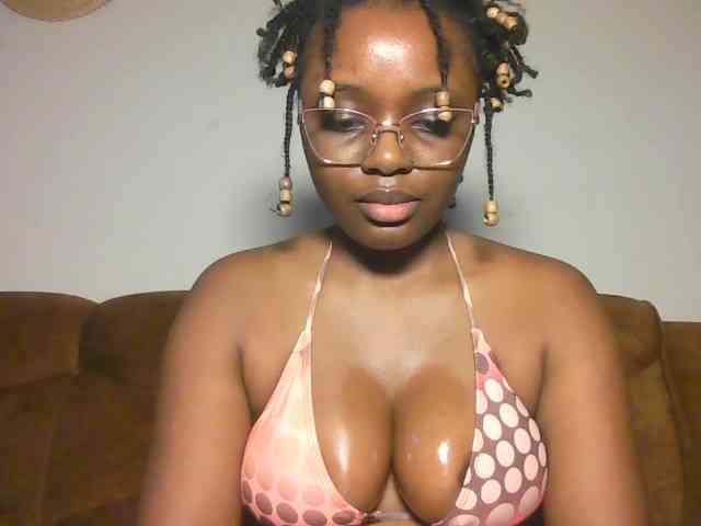 ChocoCaramel webcam
