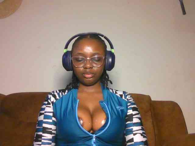 ChocoCaramel webcam