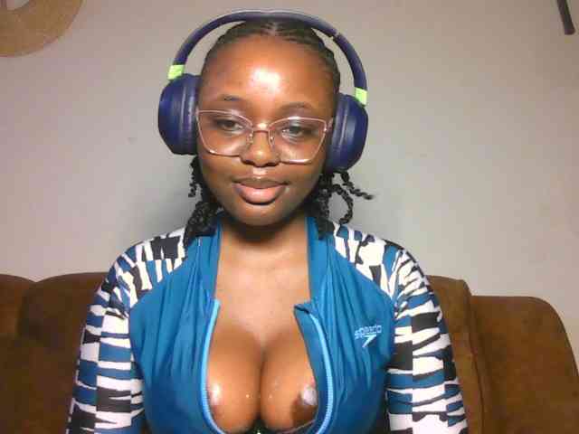 ChocoCaramel webcam