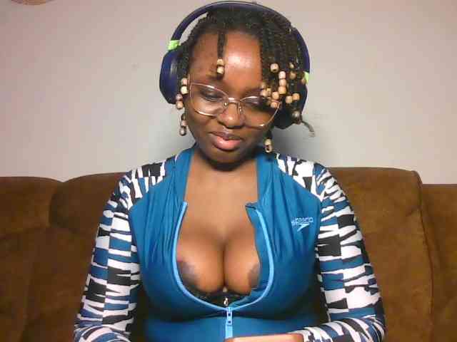 ChocoCaramel webcam