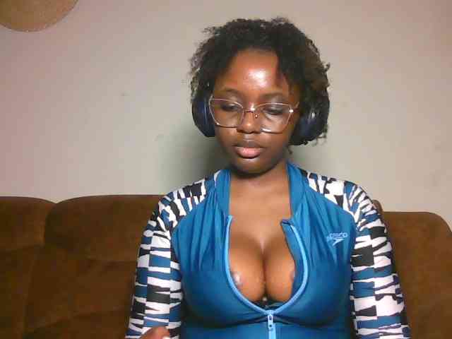 ChocoCaramel webcam