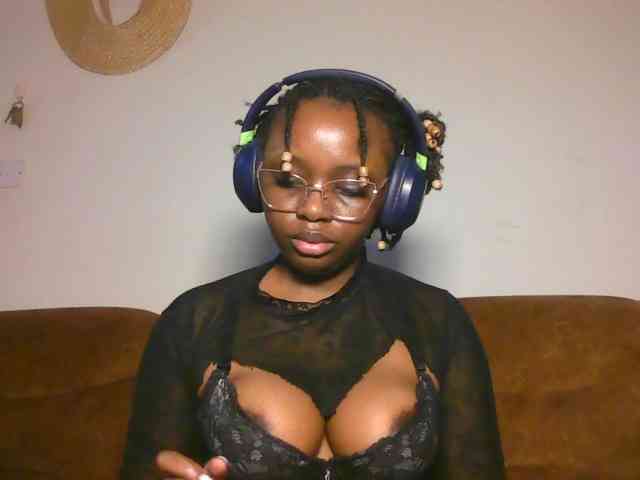 ChocoCaramel webcam