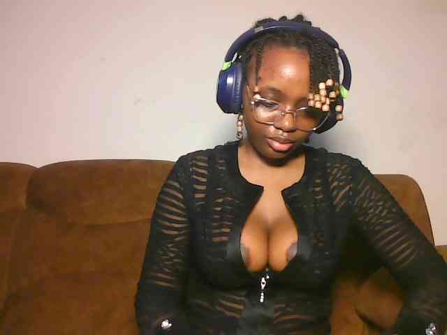 ChocoCaramel webcam