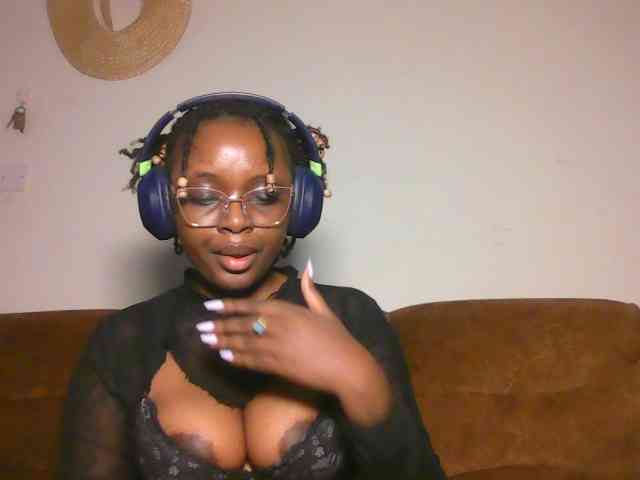 ChocoCaramel webcam