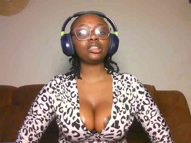 ChocoCaramel webcam