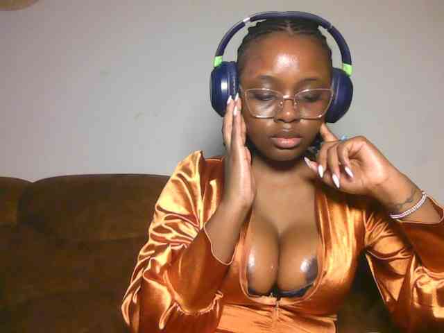 ChocoCaramel webcam