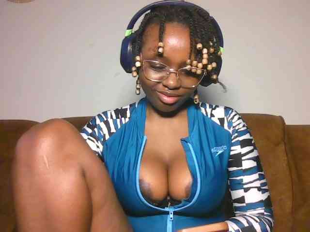 ChocoCaramel webcam