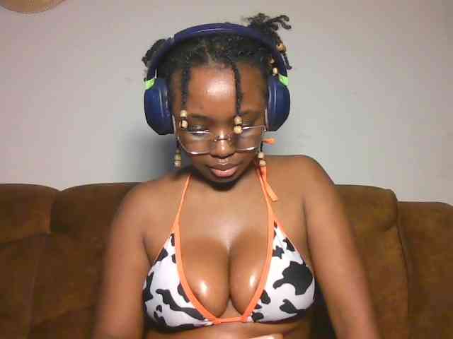 ChocoCaramel webcam
